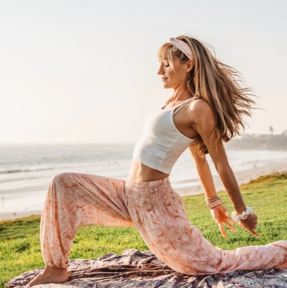 Peach Beach Harlem Pants - Picture 1 of 2